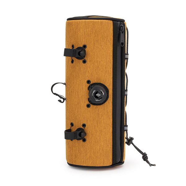 1035266-3-torba-rowerowa-walek-na-kierownice-1-5l-pomarancz-rockbros-hurtownia-dropshipping.jpg Ūdensizturīga velosipēda soma uz rullīšiem uz stūres 1,5 l - oranža