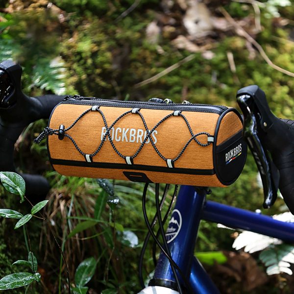 1035266-9-torba-rowerowa-walek-na-kierownice-1-5l-pomarancz-rockbros-hurtownia-dropshipping.jpg Ūdensizturīga velosipēda soma uz rullīšiem uz stūres 1,5 l - oranža